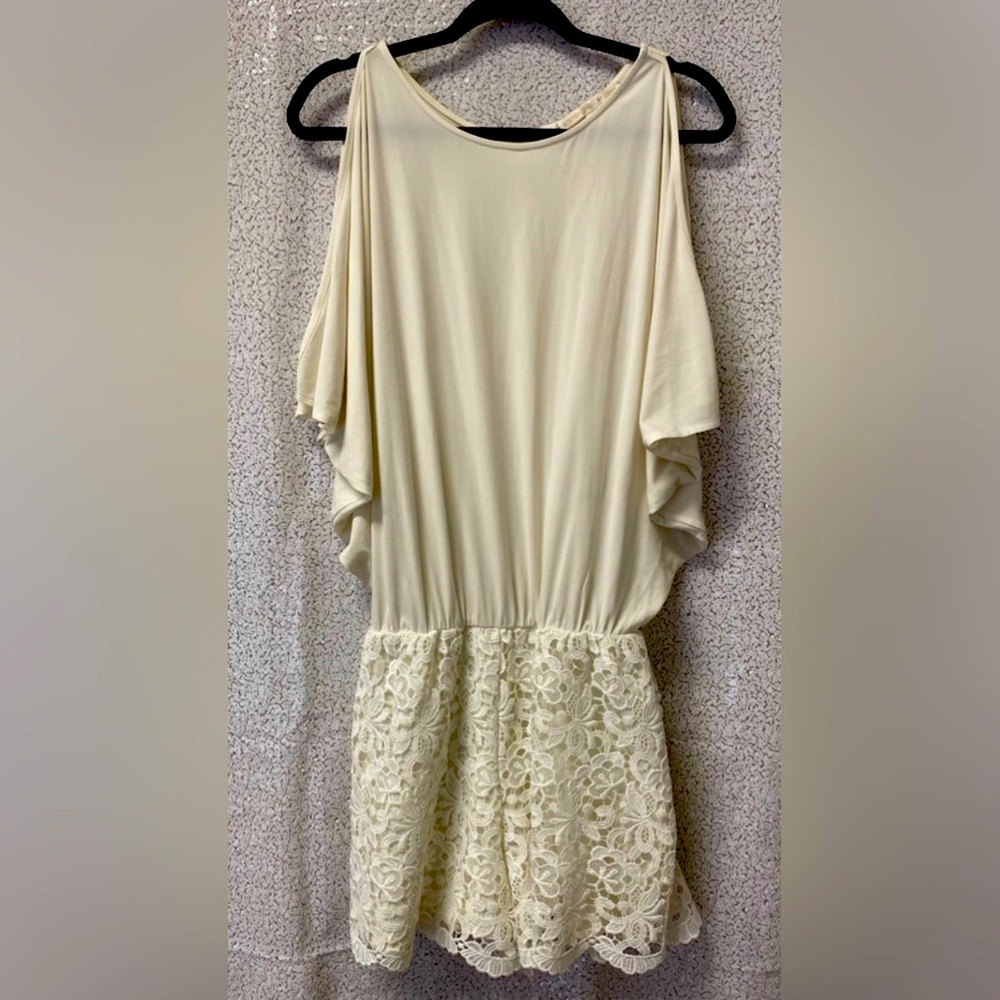 Boston Proper Ivory Lace Bottom Romper Sz Medium- LIKE NEW!